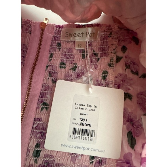 Sweet Pot Floral Print Sweetheart Neckline Short Sleeve Top - Picture 7 of 11